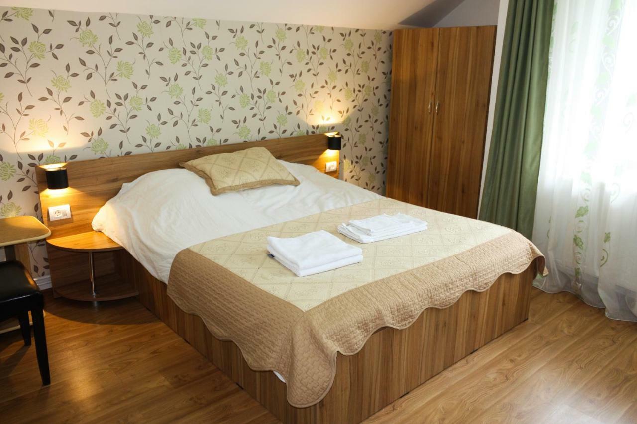 Perla Muntilor Otel Ranca Dış mekan fotoğraf