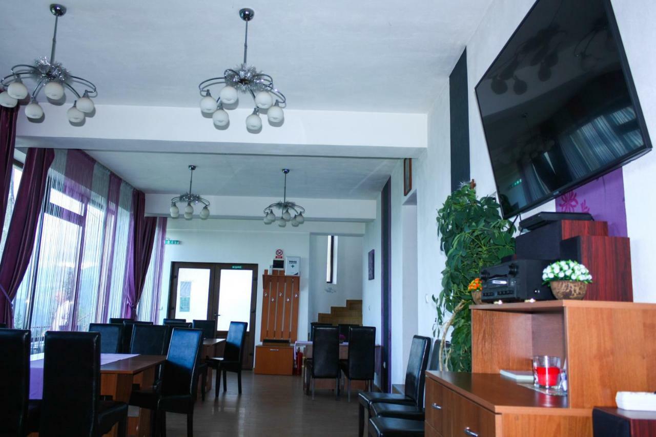 Perla Muntilor Otel Ranca Dış mekan fotoğraf